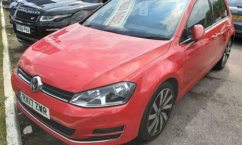 2017 Volkswagen Golf...