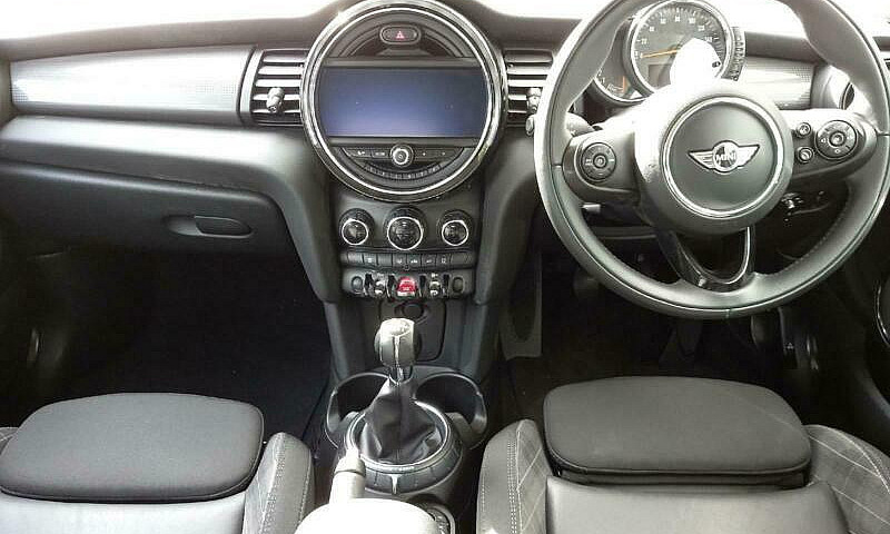 2017 Mini Hatch Coop...