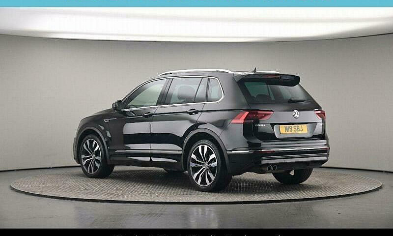 2019 Volkswagen Tigu...