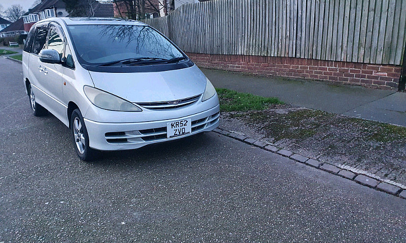 Toyota Estima 2.4 Lp...