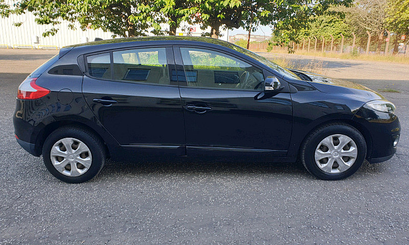 2012 Renault Megane ...