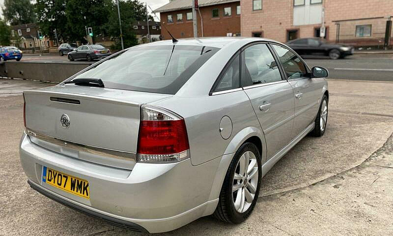 2007 Vauxhall Vectra...