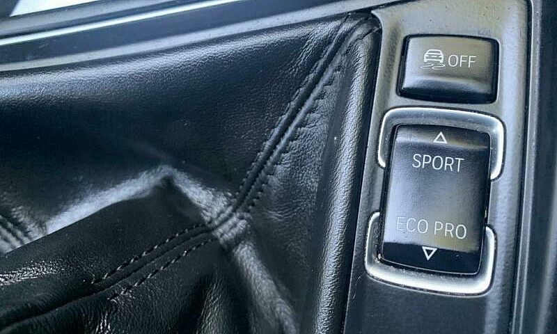 2013 Bmw 3 Series 2....