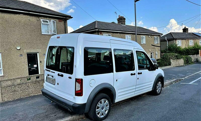 2013 Ford Tourneo Co...
