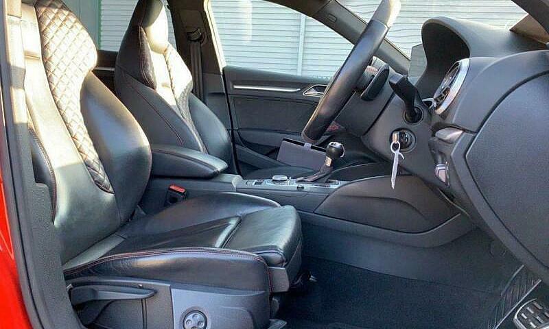 2016 Audi A3 2.5 Rs3...