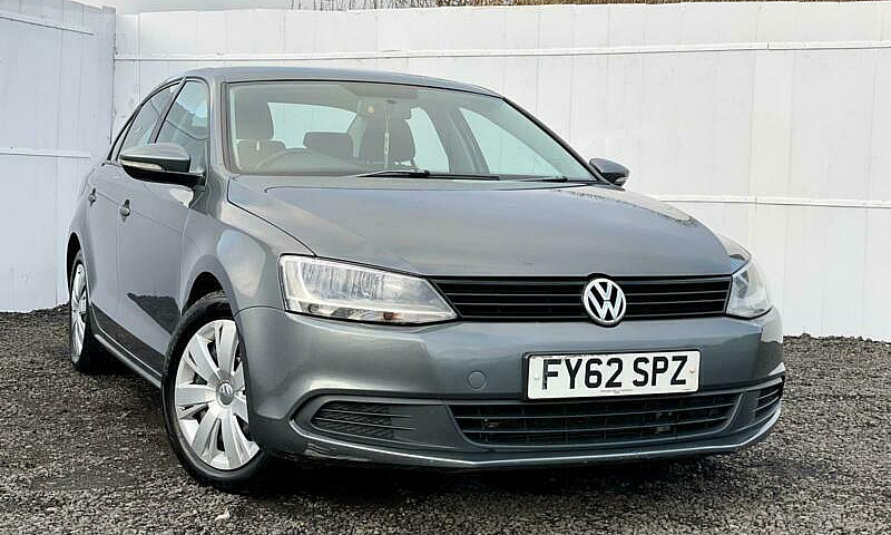 2012 Volkswagen Jett...