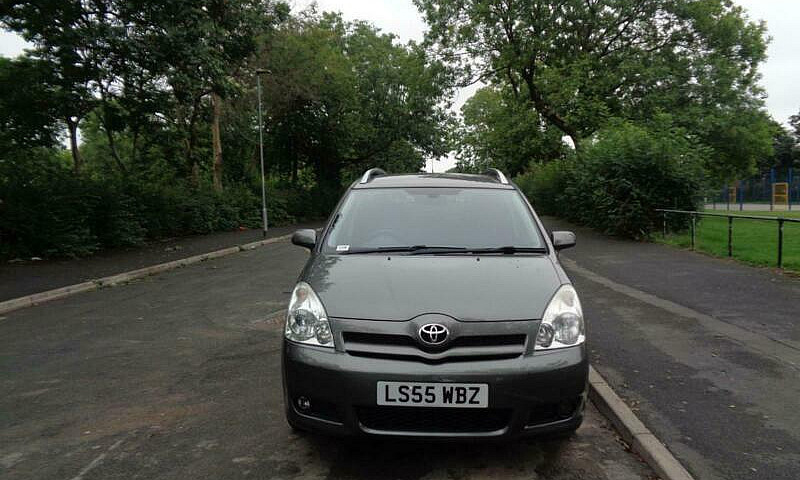 Toyota Corrola Verso...