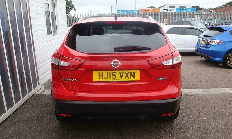 Nissan Qashqai 1.5 D...