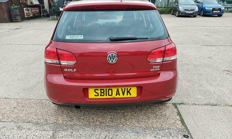 2010 Volkswagen Golf...