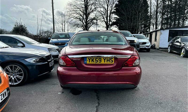2009 Jaguar X Type 2...