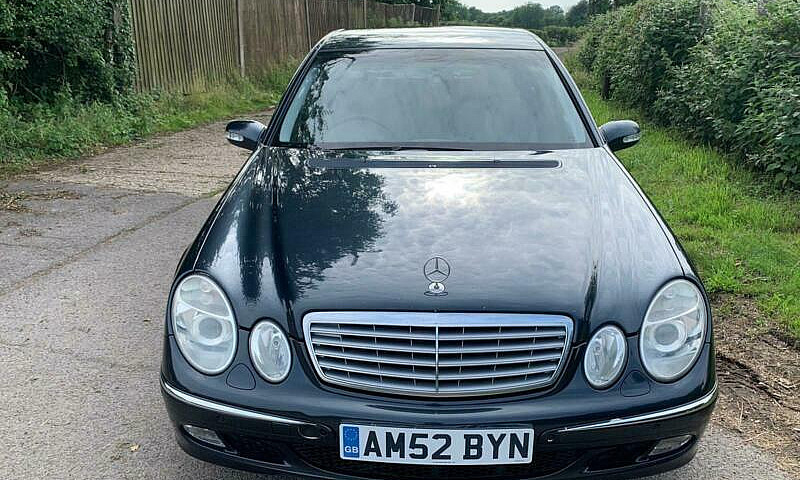 2002 Mercedes Benz E...