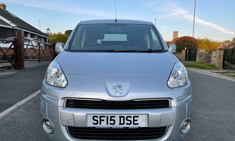 2015 Peugeot Partner...