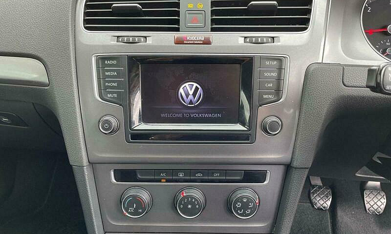 2014 64 Volkswagen G...
