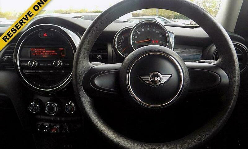 2018 18 Mini Hatch C...
