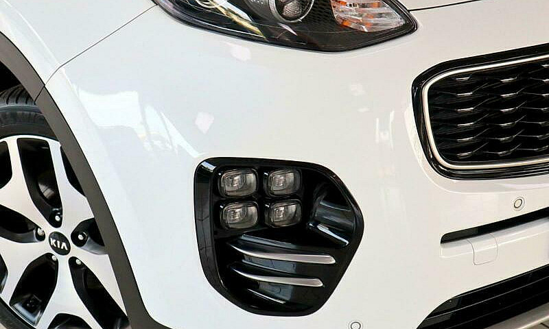 2017 Kia Sportage 2....