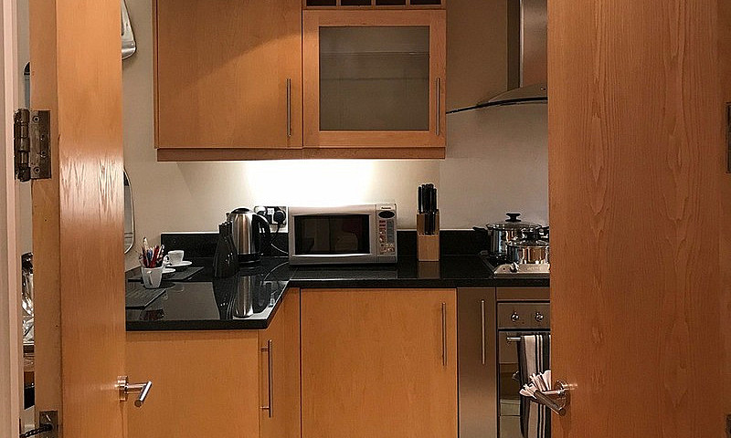 One Bed Apartment Ca...