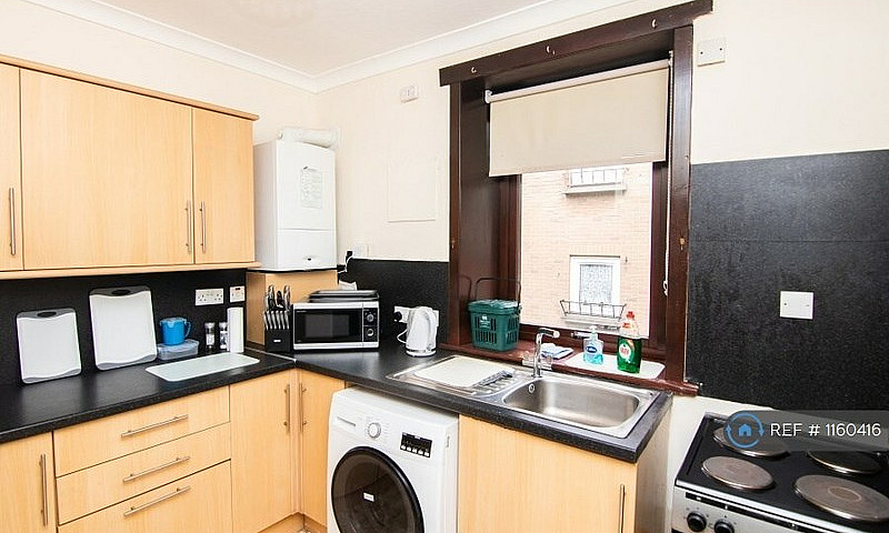 2 Bedroom Flat In Hi...