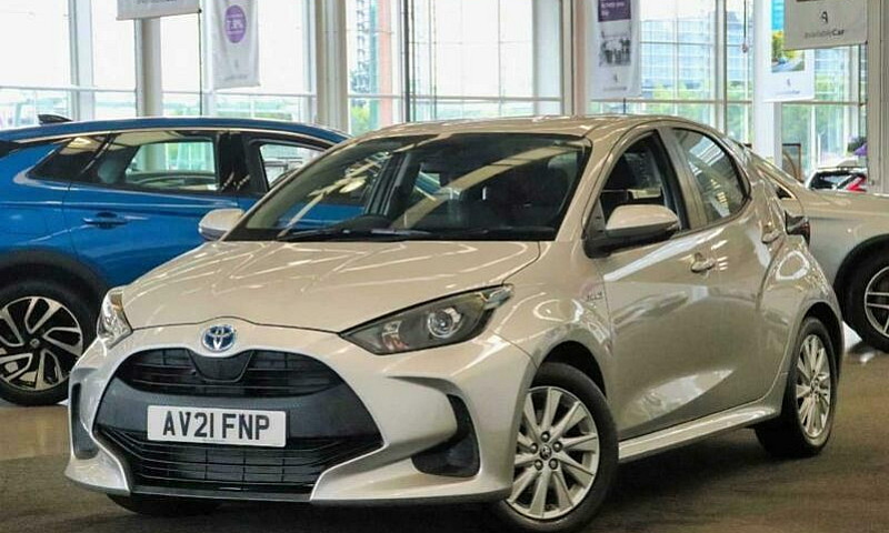 2021 Toyota Yaris To...