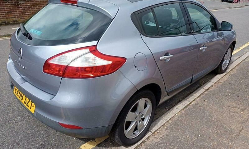 2009 Renault Megane ...