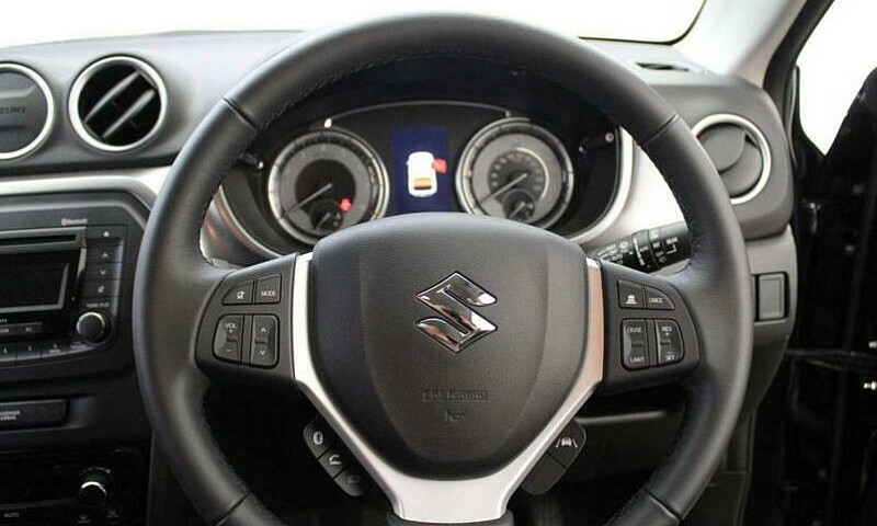 2020 Suzuki Vitara 1...