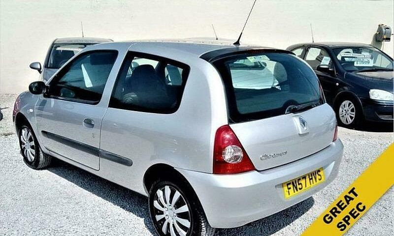 2007 57 Renault Clio...