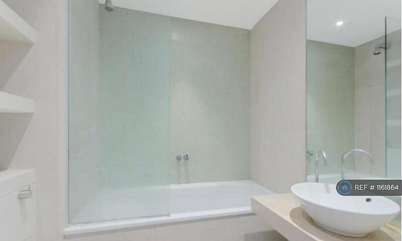 1 Bedroom Flat In Ne...