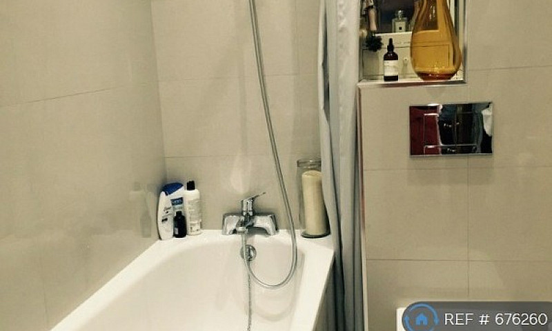 1 Bedroom Flat In Hi...