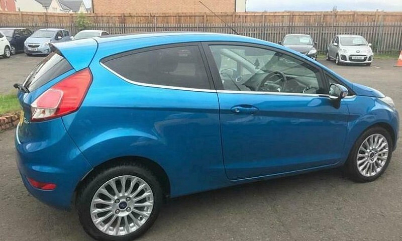 2013 13 Ford Fiesta ...