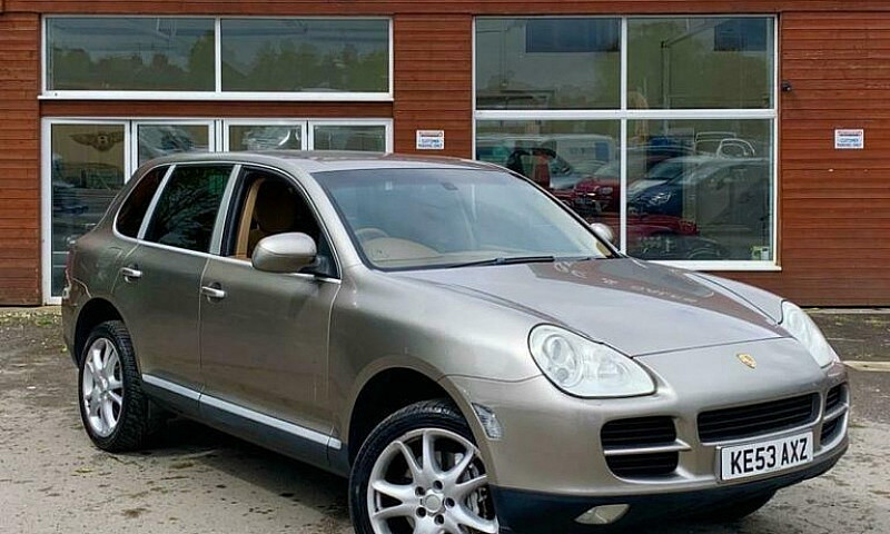 Porsche Cayenne S 4....
