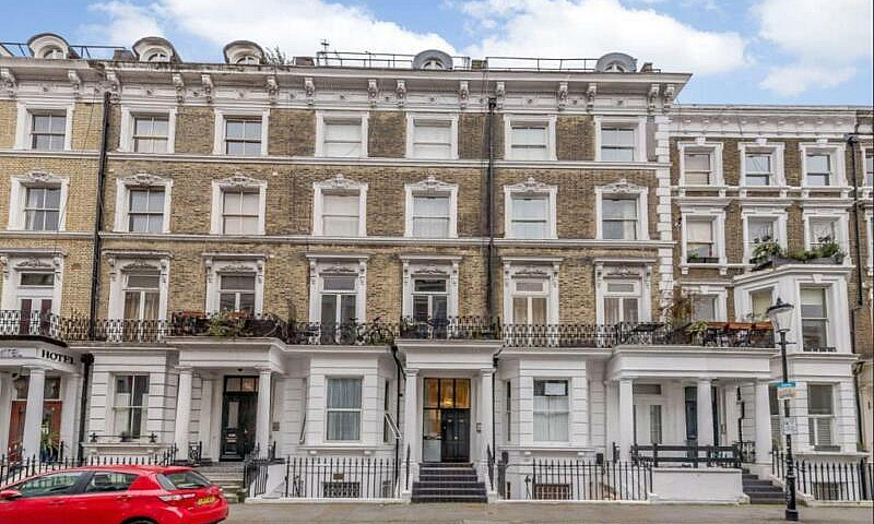 2 Bedroom Flat In 26...