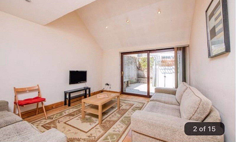 3 Bedroom House/ Isl...