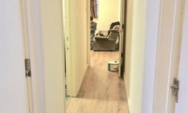 2 Bedroom Flat To Le...