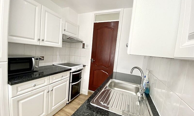 Rent Studio Close To...