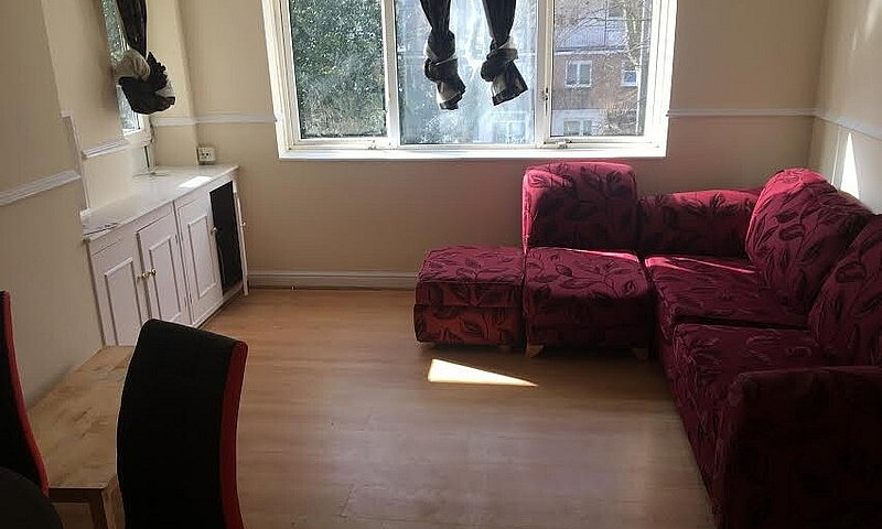 Three Bedroom Apartm...