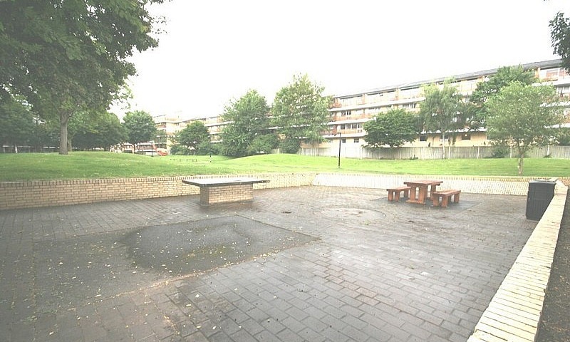4 Double Bed Flat To...