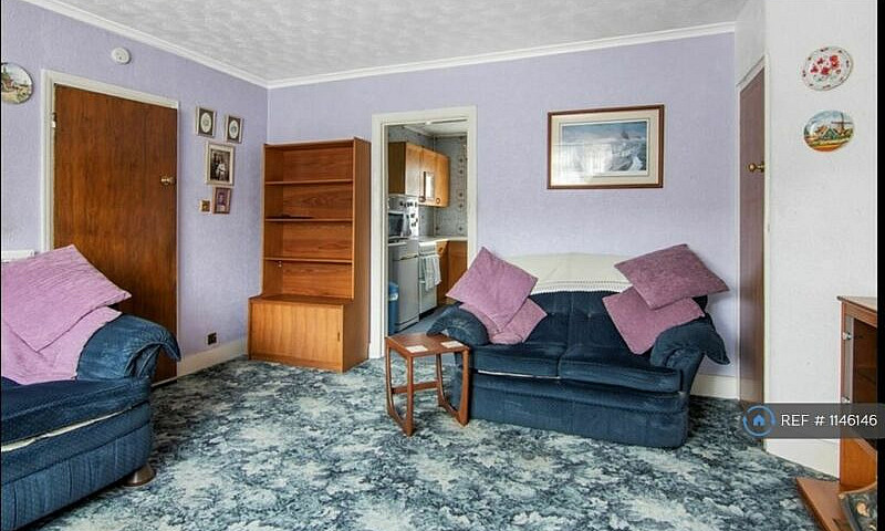 3 Bedroom Flat In Fl...