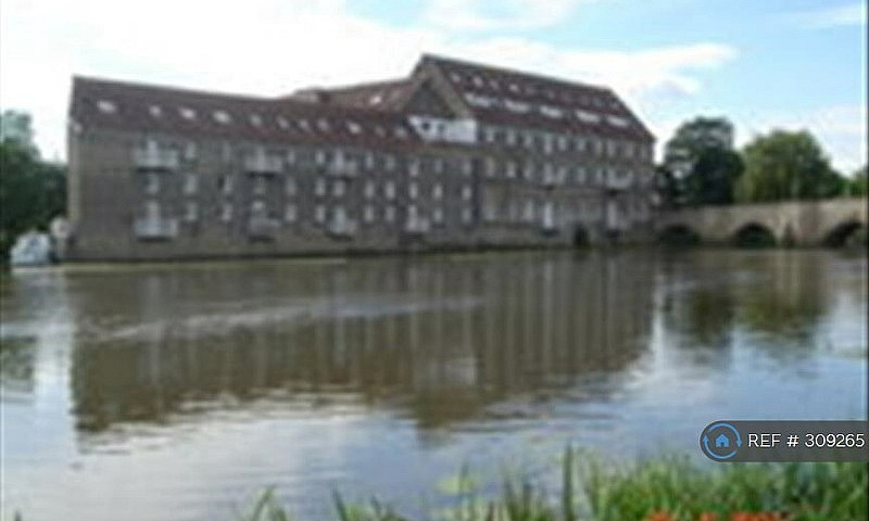 1 Bedroom Flat In Br...