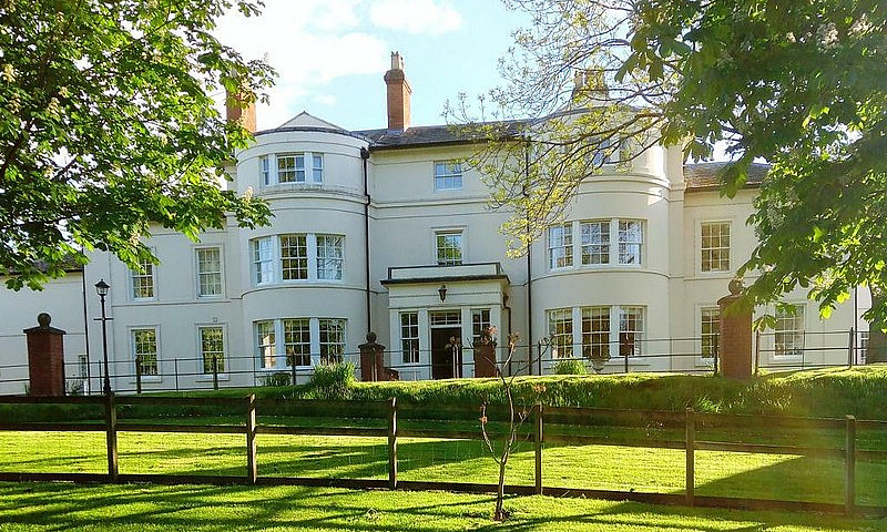 1 Bedroom Flat In Ox...