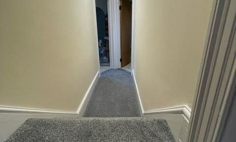 1 Bedroom Flat In St...