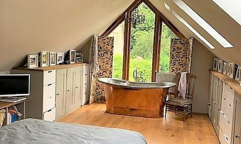 4 Bedroom House In M...