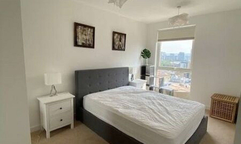 *Room With En-Suit* ...