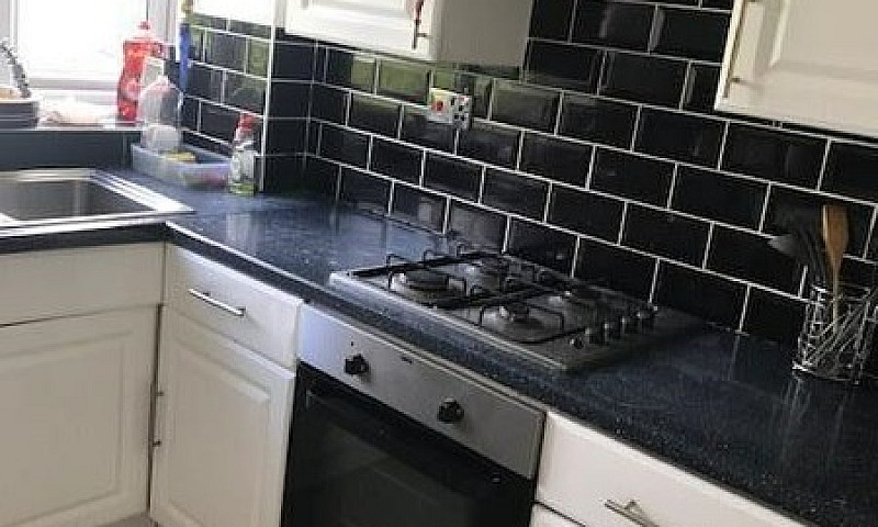 1 Bedroom In Acton V...