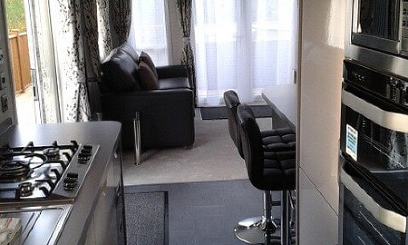 Holiday Lodge For Sa...