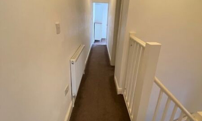 2 Bedroom Terraced H...