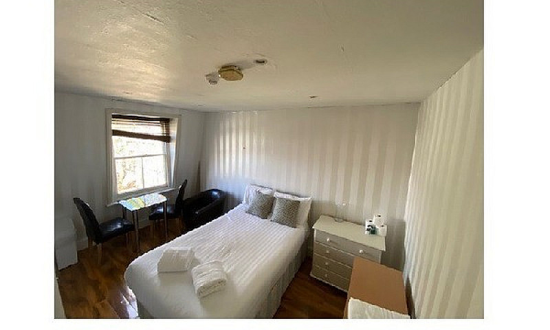 Semi-Studio To Rent ...