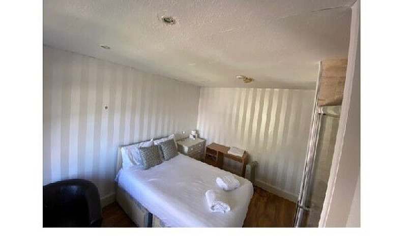 Semi-Studio To Rent ...