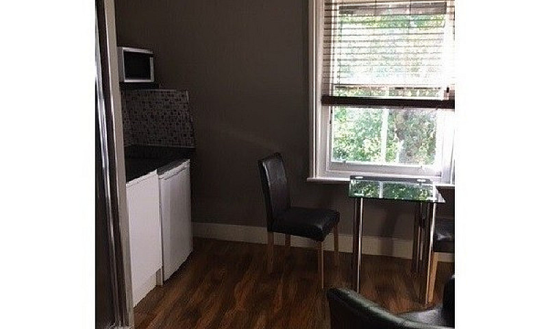 Semi-Studio To Rent ...