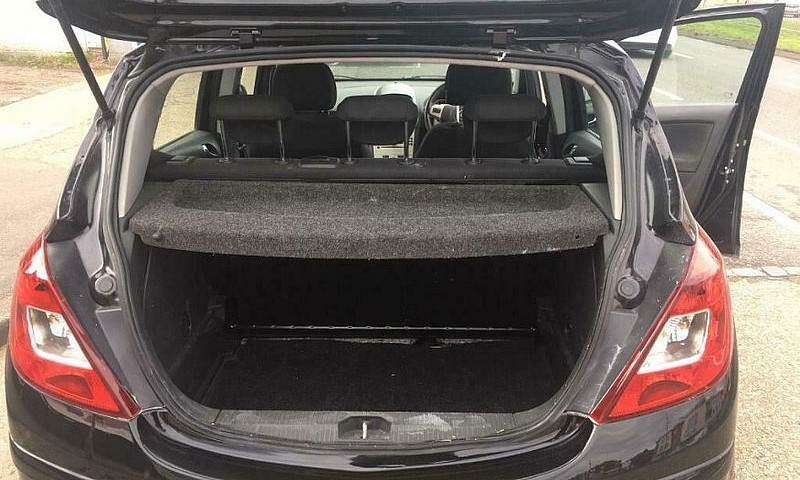 Vauxhall Corsa Breez...