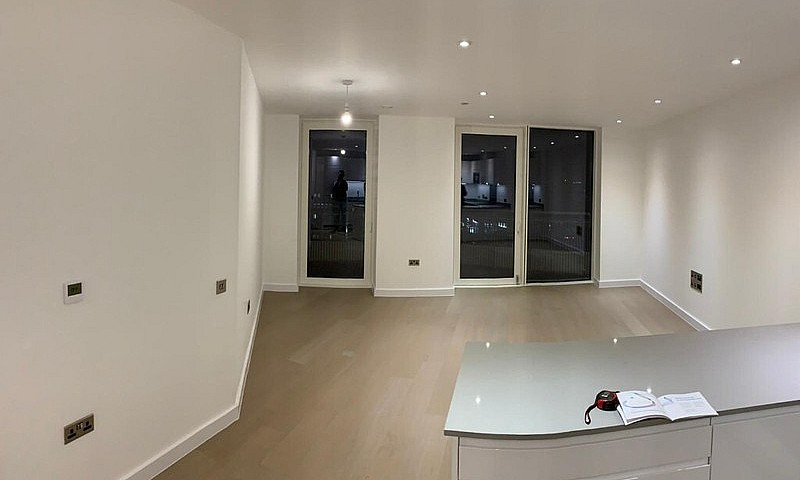 Brand New 2 Bed 2 Ba...