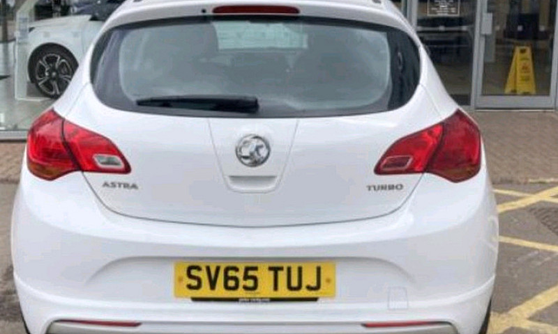 Vauxhall Astra 2015 ...
